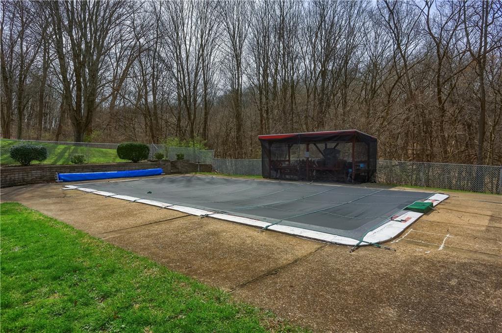 220 Coraopolis Road, Unit 10 Coraopolis, PA 15108 - Photo 42 of 42