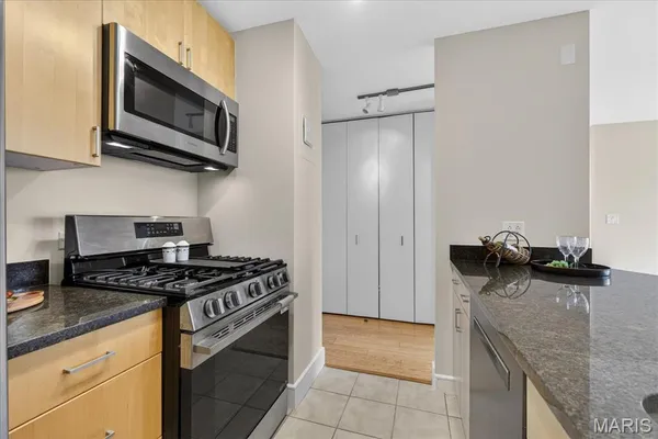 $60,000 | 210 North 17th Street, Unit 706, St. Louis, MO 63103