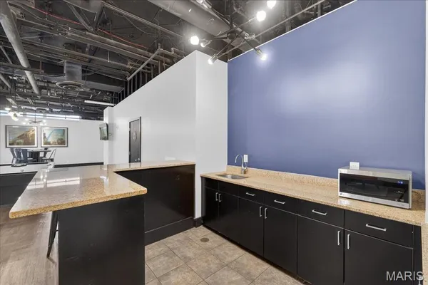 $60,000 | 210 North 17th Street, Unit 706, St. Louis, MO 63103