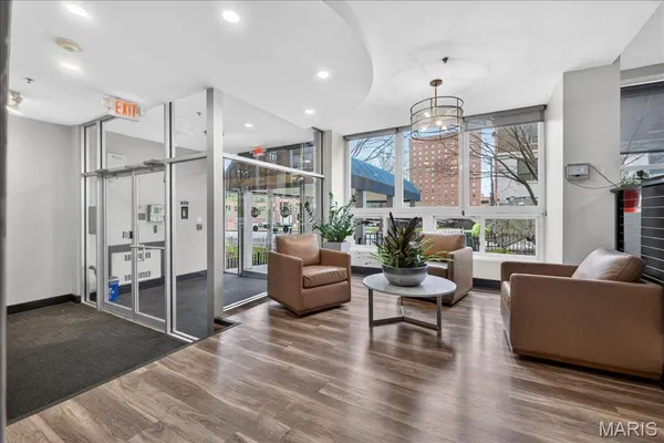 $60,000 | 210 North 17th Street, Unit 706, St. Louis, MO 63103