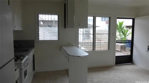 $1,500 | 1232 Makaloa Street, Unit 4, Honolulu, HI 96814