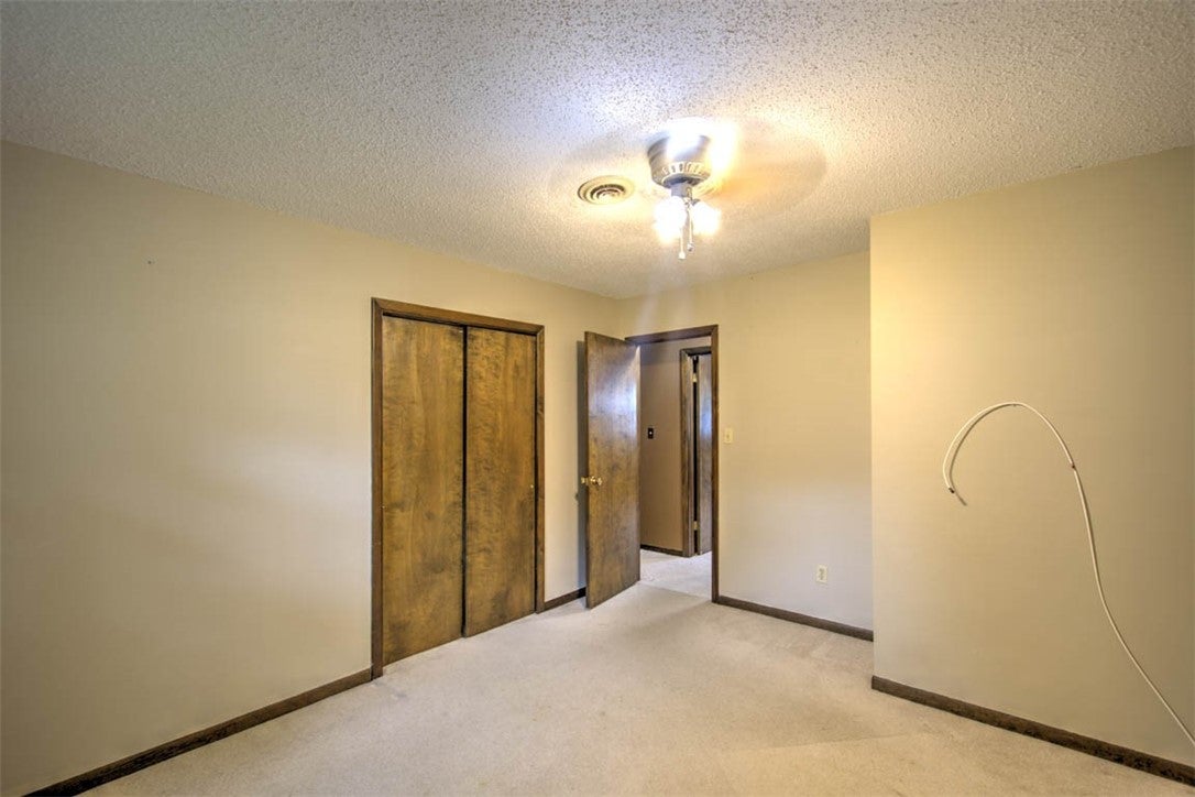 3432 Desert Inn Road Decatur, IL 62526 - Photo 17 of 27 Gallery Image 17
