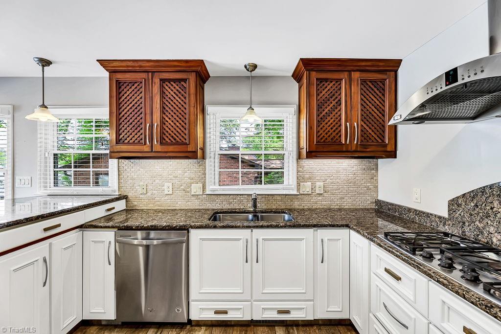 3514 Charing Cross Road Greensboro, NC 27455 - Photo 14 of 47 Gallery Image 14