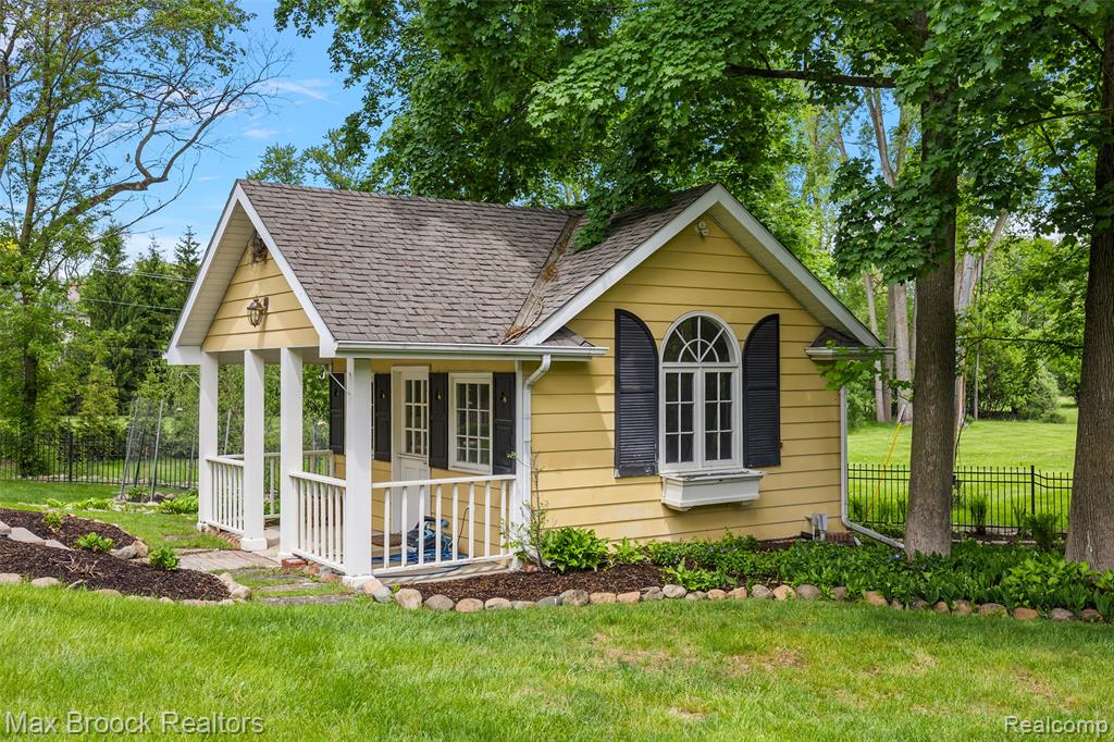 760 Lone Pine Road Bloomfield Hills, MI 48304 - Photo 61 of 65