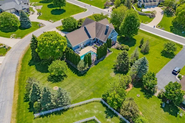 $1,295,000 | 5596 Surrey Lane, Waunakee, WI 53597
