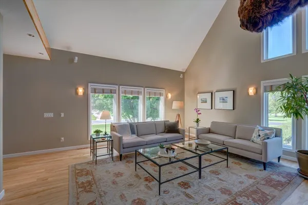 $1,295,000 | 5596 Surrey Lane, Waunakee, WI 53597