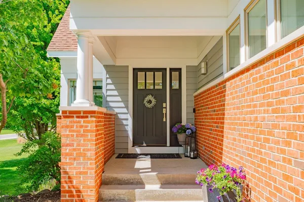 $1,295,000 | 5596 Surrey Lane, Waunakee, WI 53597