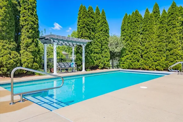 $1,295,000 | 5596 Surrey Lane, Waunakee, WI 53597