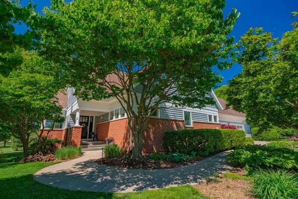 $1,295,000 | 5596 Surrey Lane, Waunakee, WI 53597