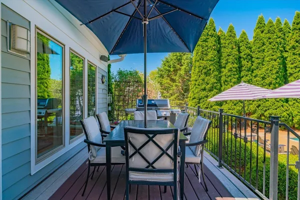 $1,295,000 | 5596 Surrey Lane, Waunakee, WI 53597