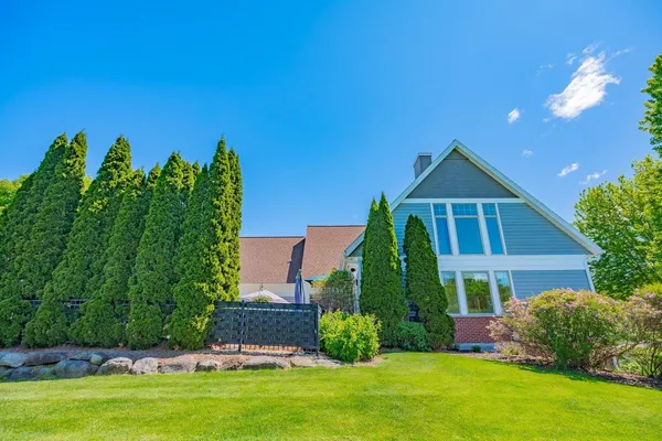 $1,295,000 | 5596 Surrey Lane, Waunakee, WI 53597