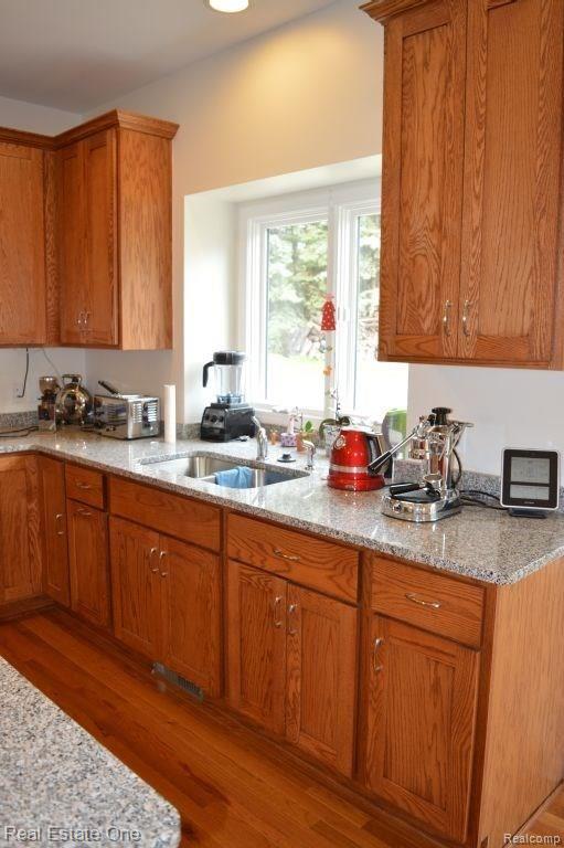 5388 Clarkston Road Clarkston, MI 48348 - Photo 19 of 56 DSC_0063.JPG