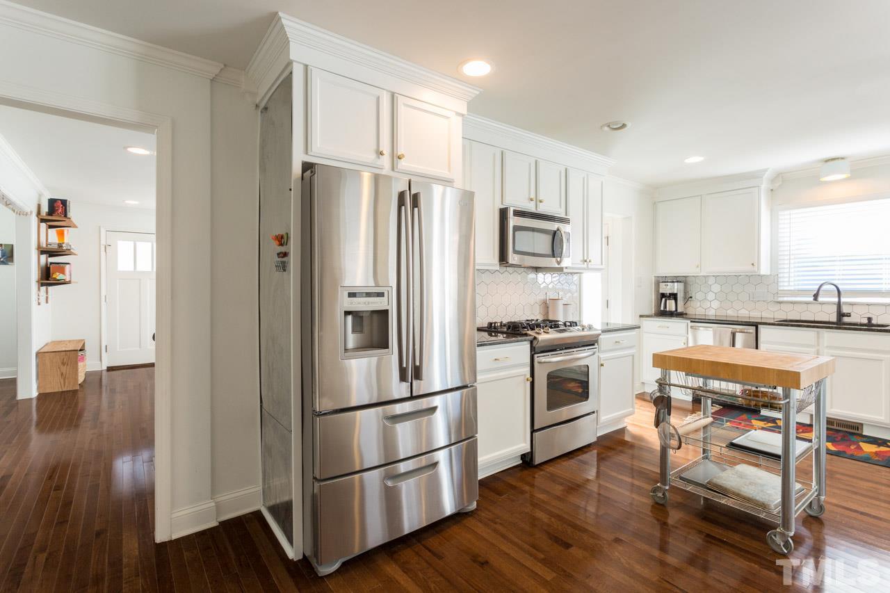 107 Cooke Street Raleigh, NC 27601 - Photo 7 of 23