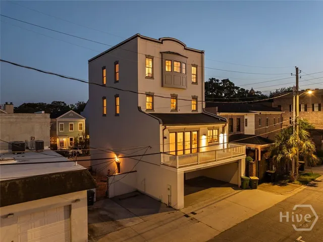 $2,250,000 | 510 East Mc Donough Street, Savannah, GA 31401