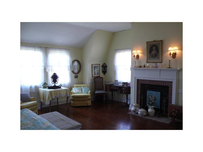 460 Ocean Road Narragansett, RI 02882 - Photo 23 of 23 Bedroom.