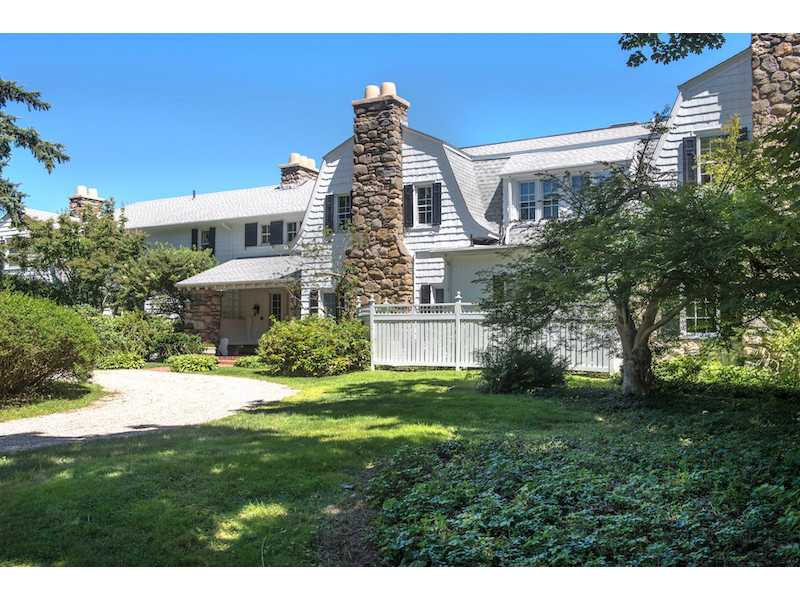 460 Ocean Road Narragansett, RI 02882 - Photo 4 of 23 Exterior Front.