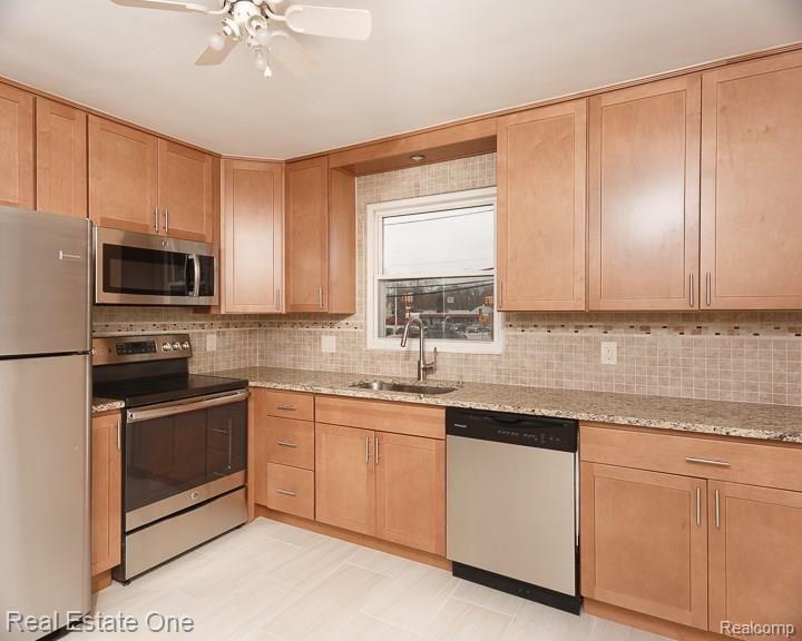 115 13 Mile Road Royal Oak, MI 48073 - Photo 8 of 12