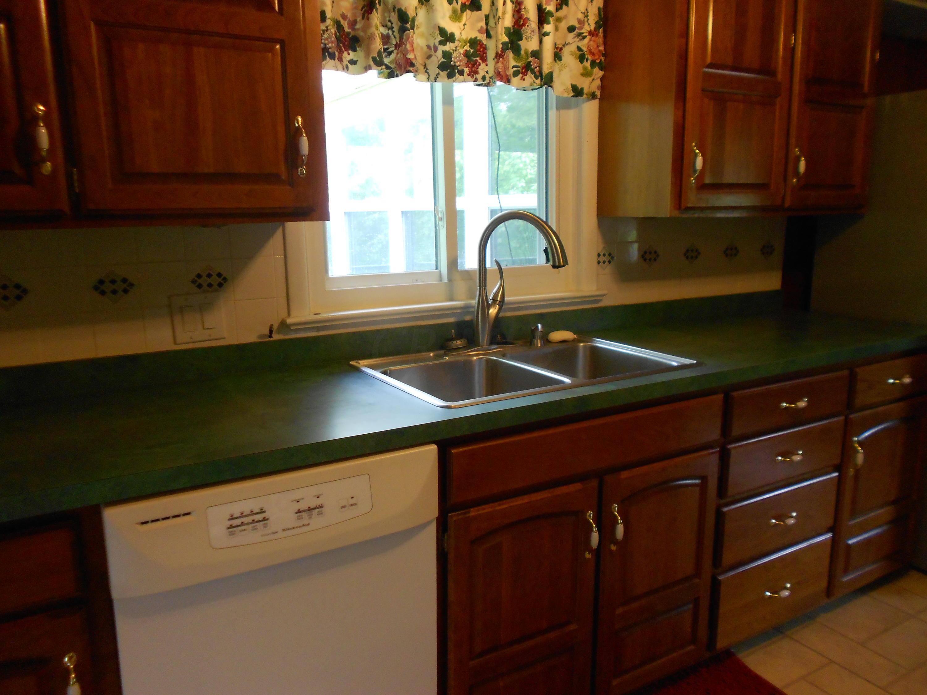 800 Crawford Road Newark, OH 43055 - Photo 8 of 40 Gallery Image 8