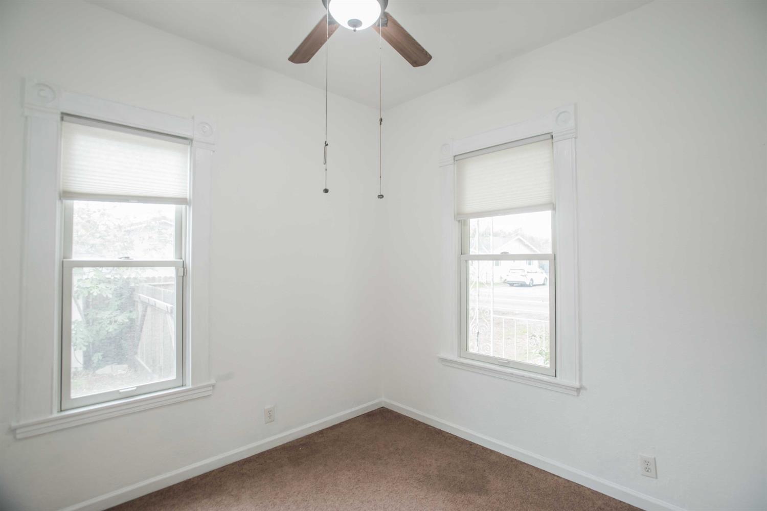 9695 Kent Street Elk Grove, CA 95624 - Photo 12 of 74