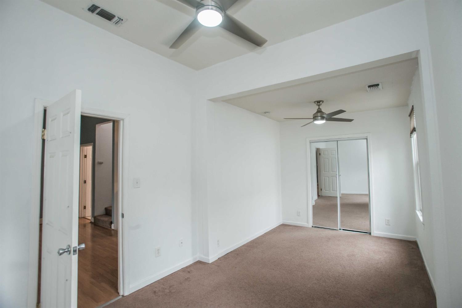 9695 Kent Street Elk Grove, CA 95624 - Photo 14 of 74