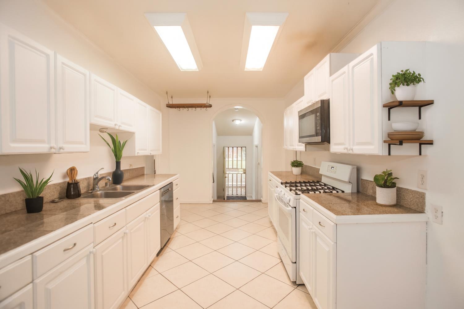 9695 Kent Street Elk Grove, CA 95624 - Photo 16 of 74 Photos have been virtually staged with AI to show potential use of space. Actual room layout and structure remain unchanged