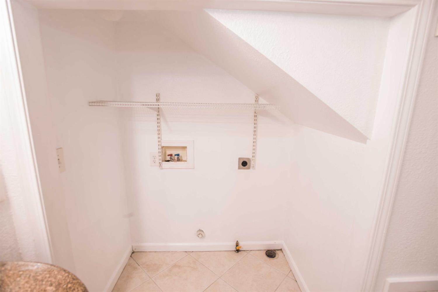 9695 Kent Street Elk Grove, CA 95624 - Photo 29 of 74