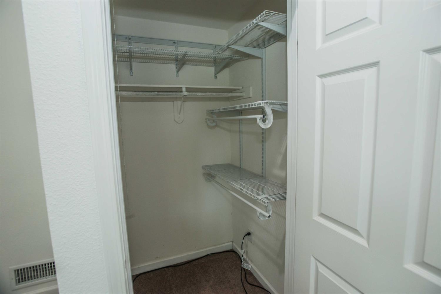 9695 Kent Street Elk Grove, CA 95624 - Photo 33 of 74