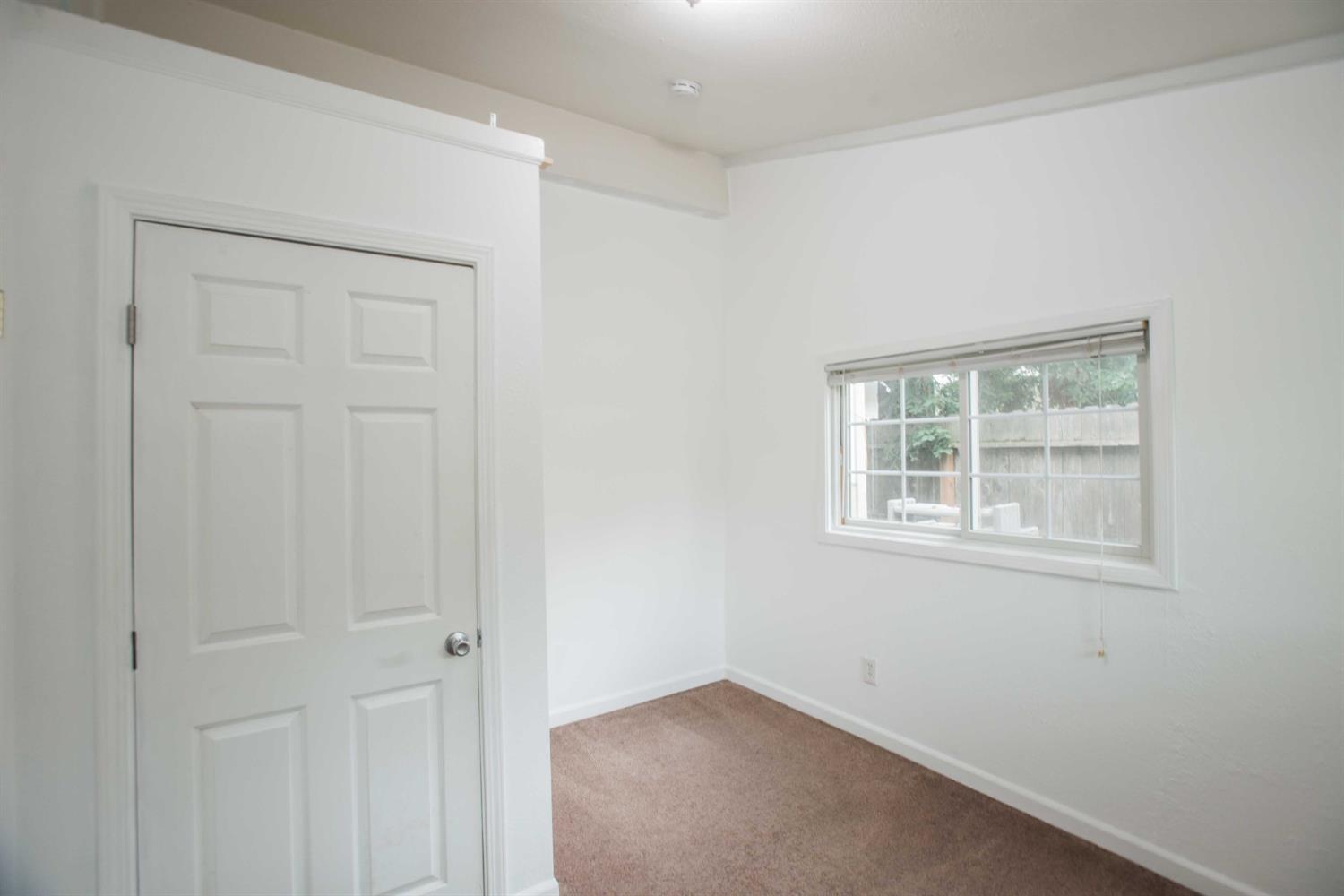 9695 Kent Street Elk Grove, CA 95624 - Photo 34 of 74