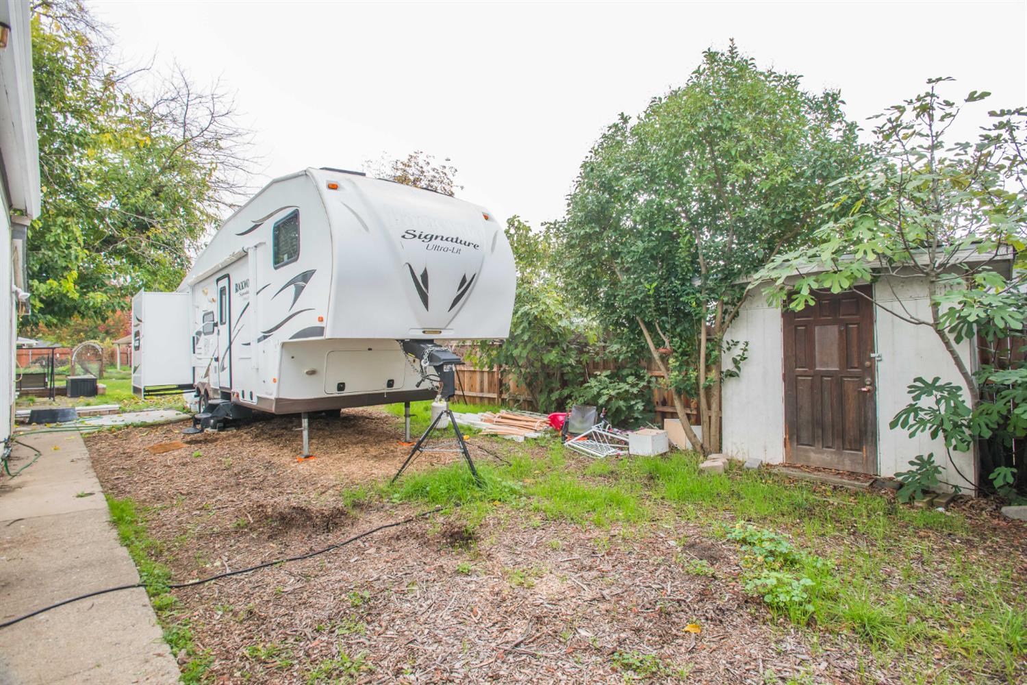 9695 Kent Street Elk Grove, CA 95624 - Photo 55 of 74