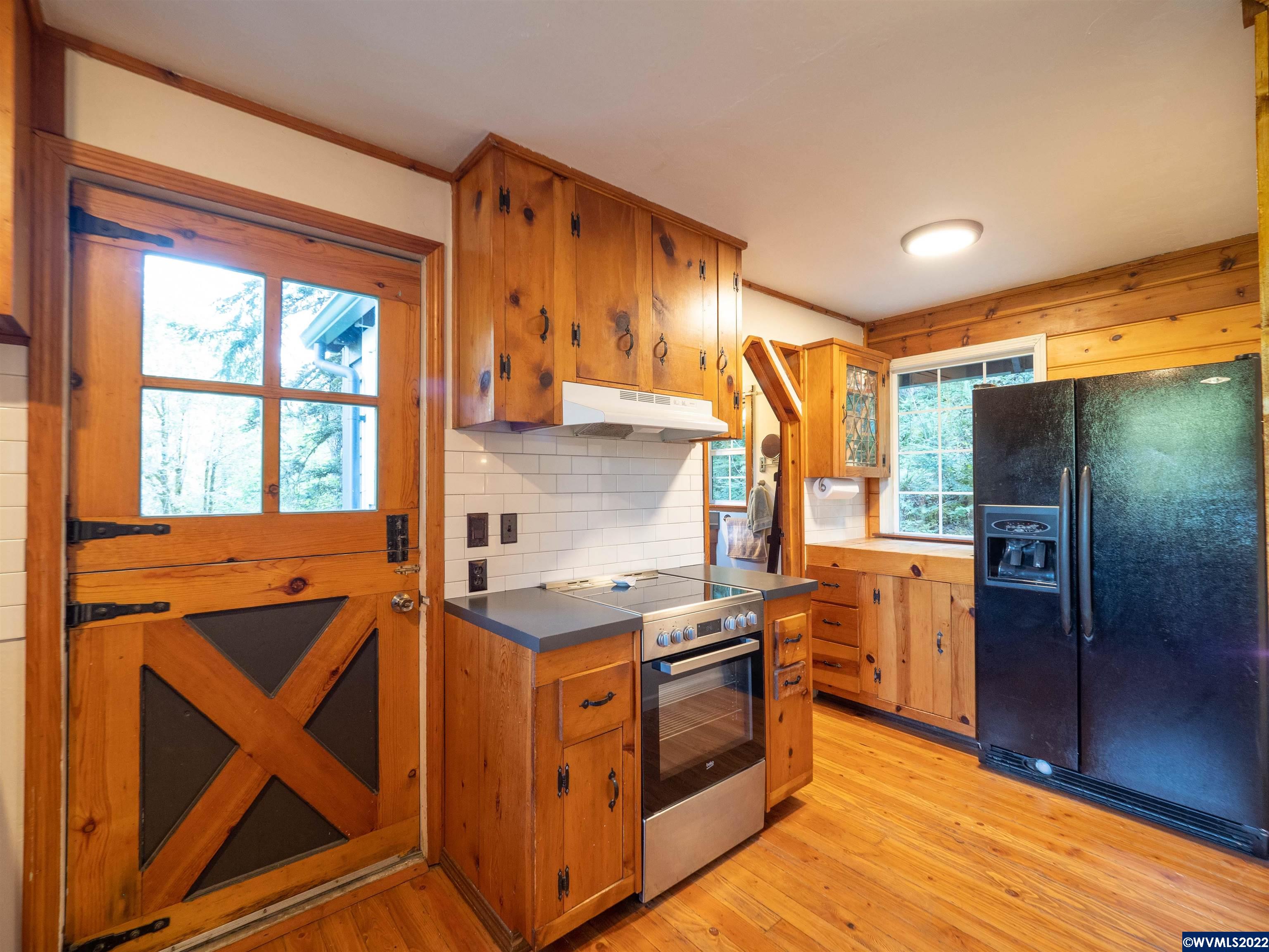 17725 Brown Road Dallas, OR 97338 - Photo 13 of 42