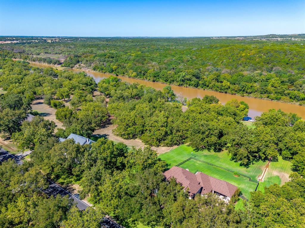 8412 Ravenswood Road Granbury, TX 76049 - Photo 3 of 39 Gallery Image 3