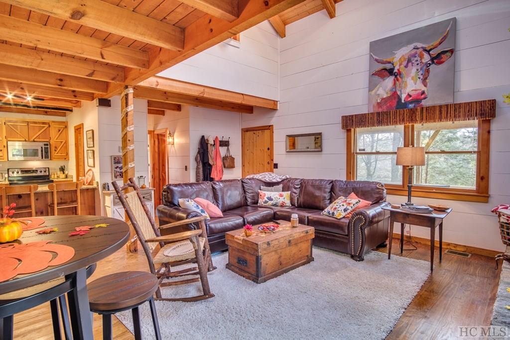 1584 Shortoff Road Highlands, NC 28741 - Photo 6 of 17 Gallery Image 6