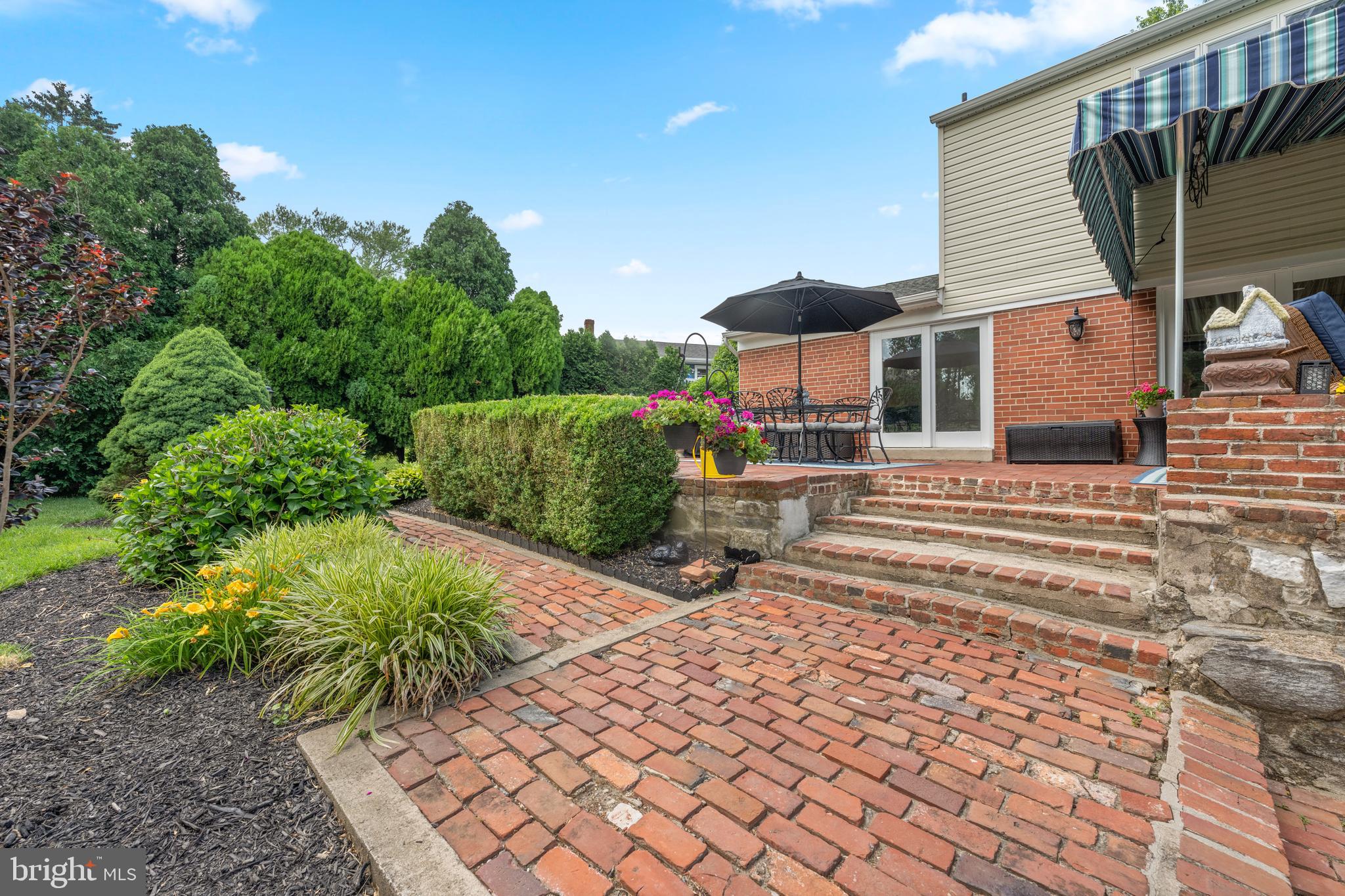 217 Hemlock Lane Springfield, PA 19064 - Photo 7 of 47