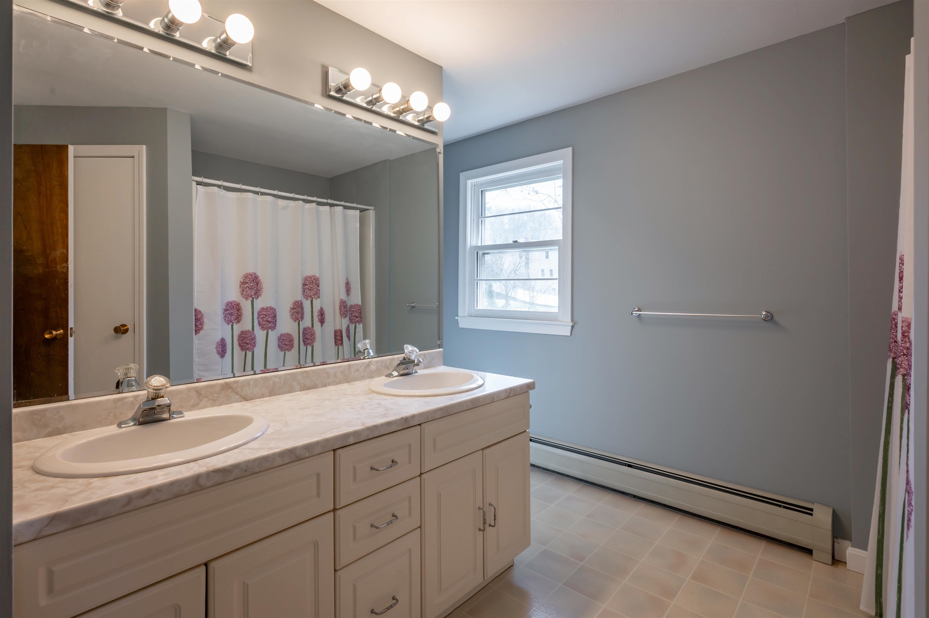 422 Main Dunstable Road Nashua, NH 03062 - Photo 20 of 39