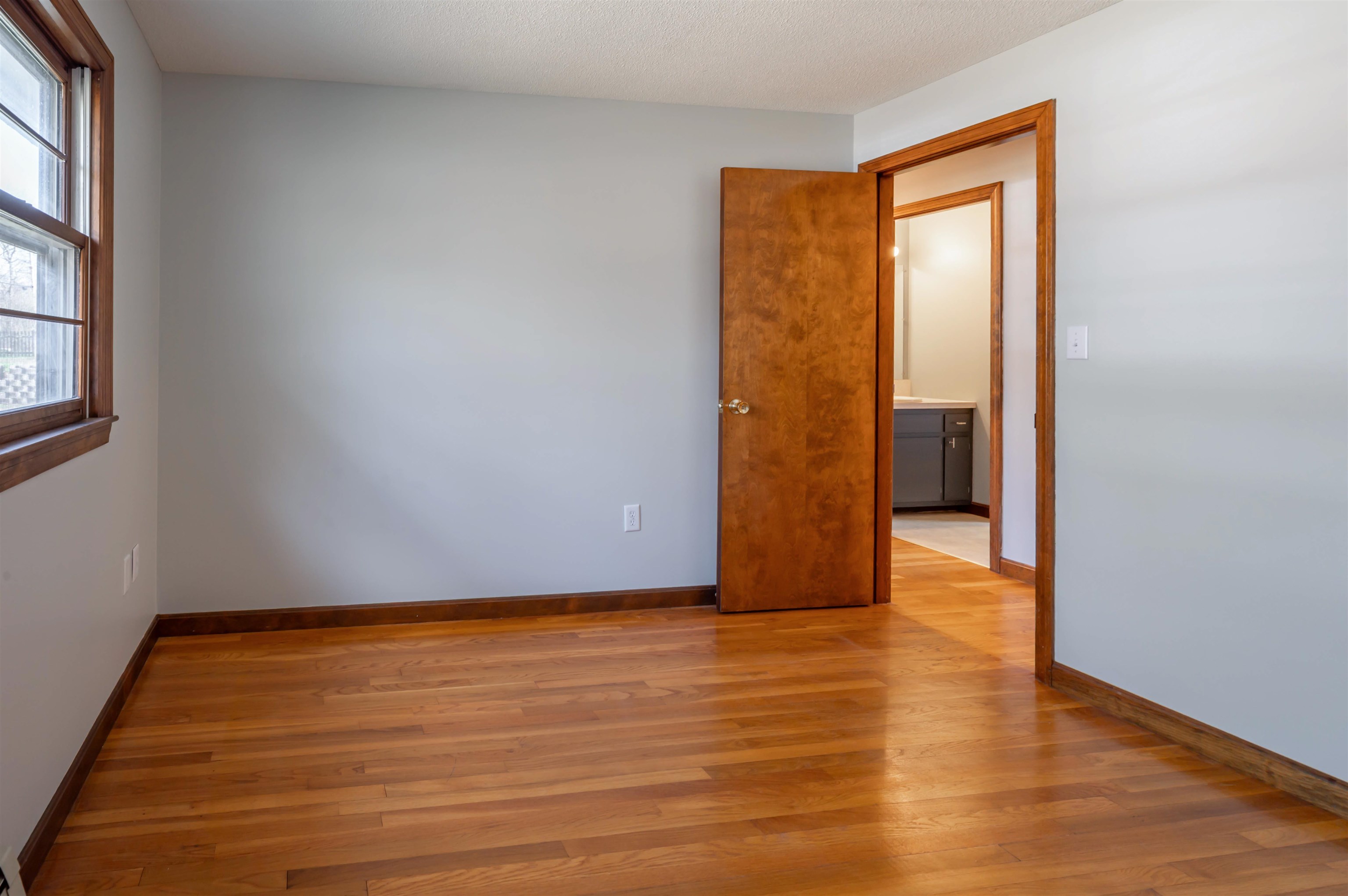 422 Main Dunstable Road Nashua, NH 03062 - Photo 23 of 39