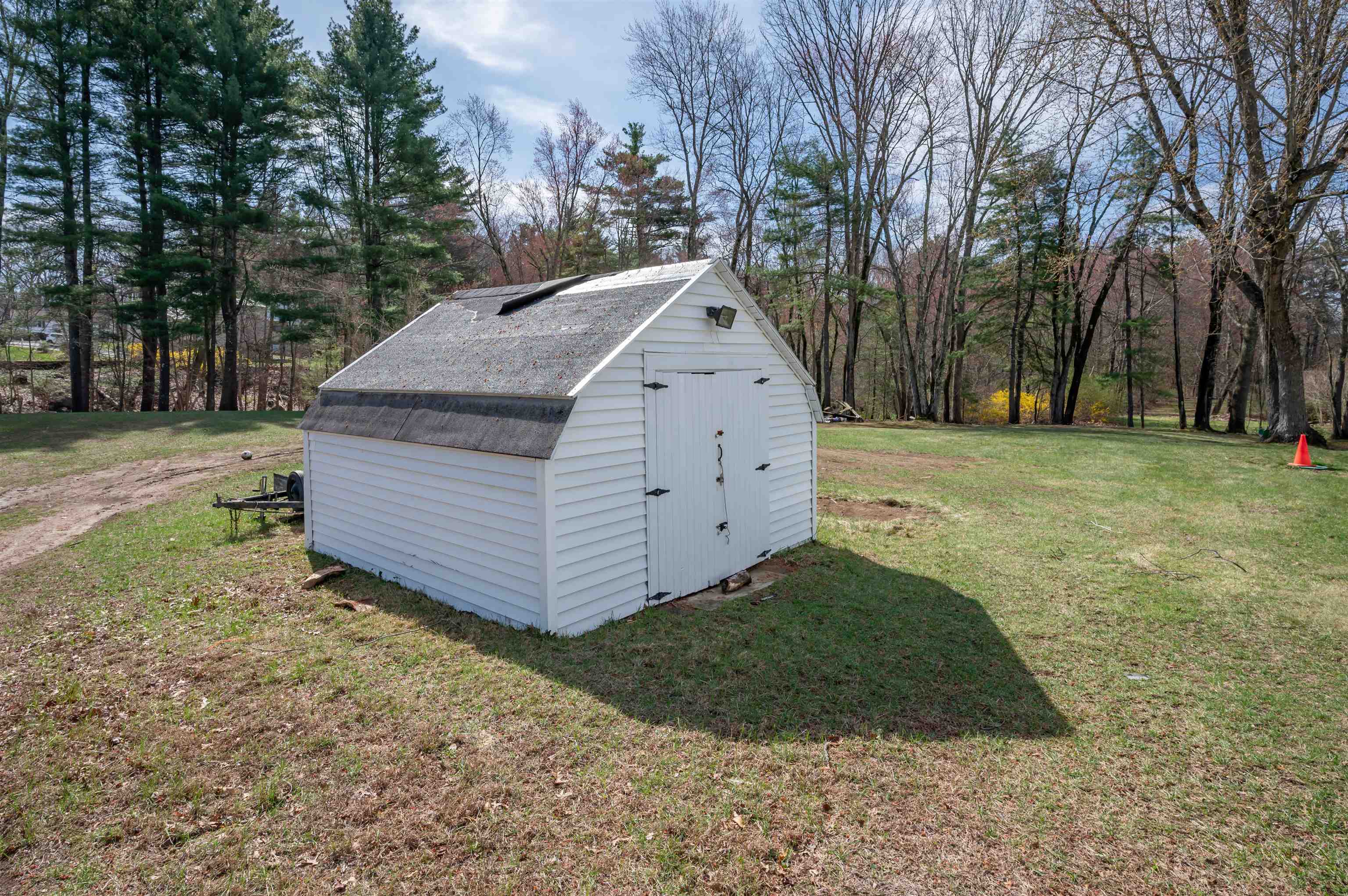 422 Main Dunstable Road Nashua, NH 03062 - Photo 37 of 39