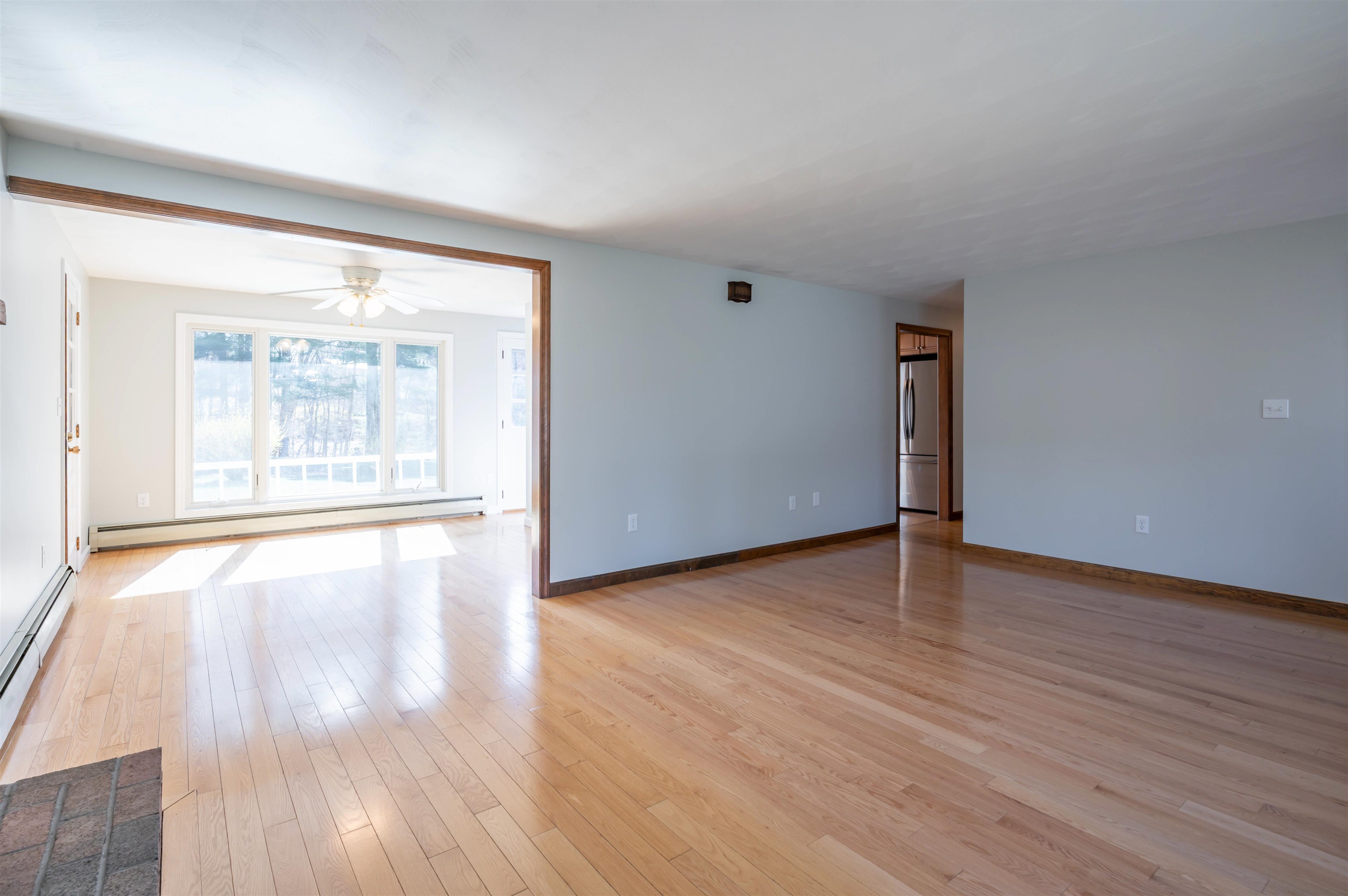 422 Main Dunstable Road Nashua, NH 03062 - Photo 7 of 39