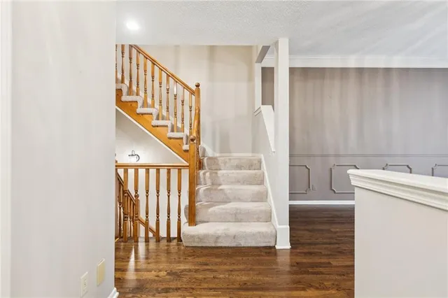 $410,000 | 6712 West 126th Court, Overland Park, KS 66209