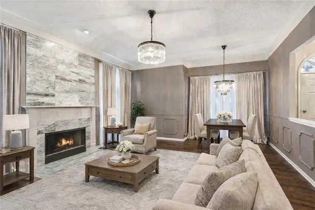 $410,000 | 6712 West 126th Court, Overland Park, KS 66209