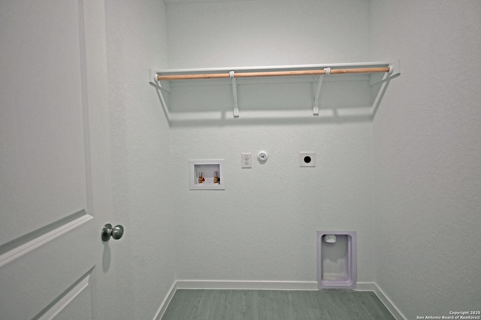 3837 Low Tide Seguin, TX 78155 - Photo 12 of 20 a view of small space with racks on the wall