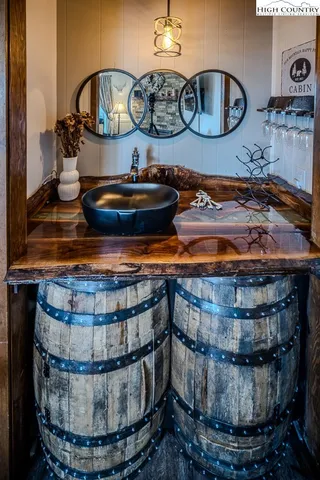 $205,000 | 301 Pinnacle Inn Road, Unit 2313, Beech Mountain, NC 28604