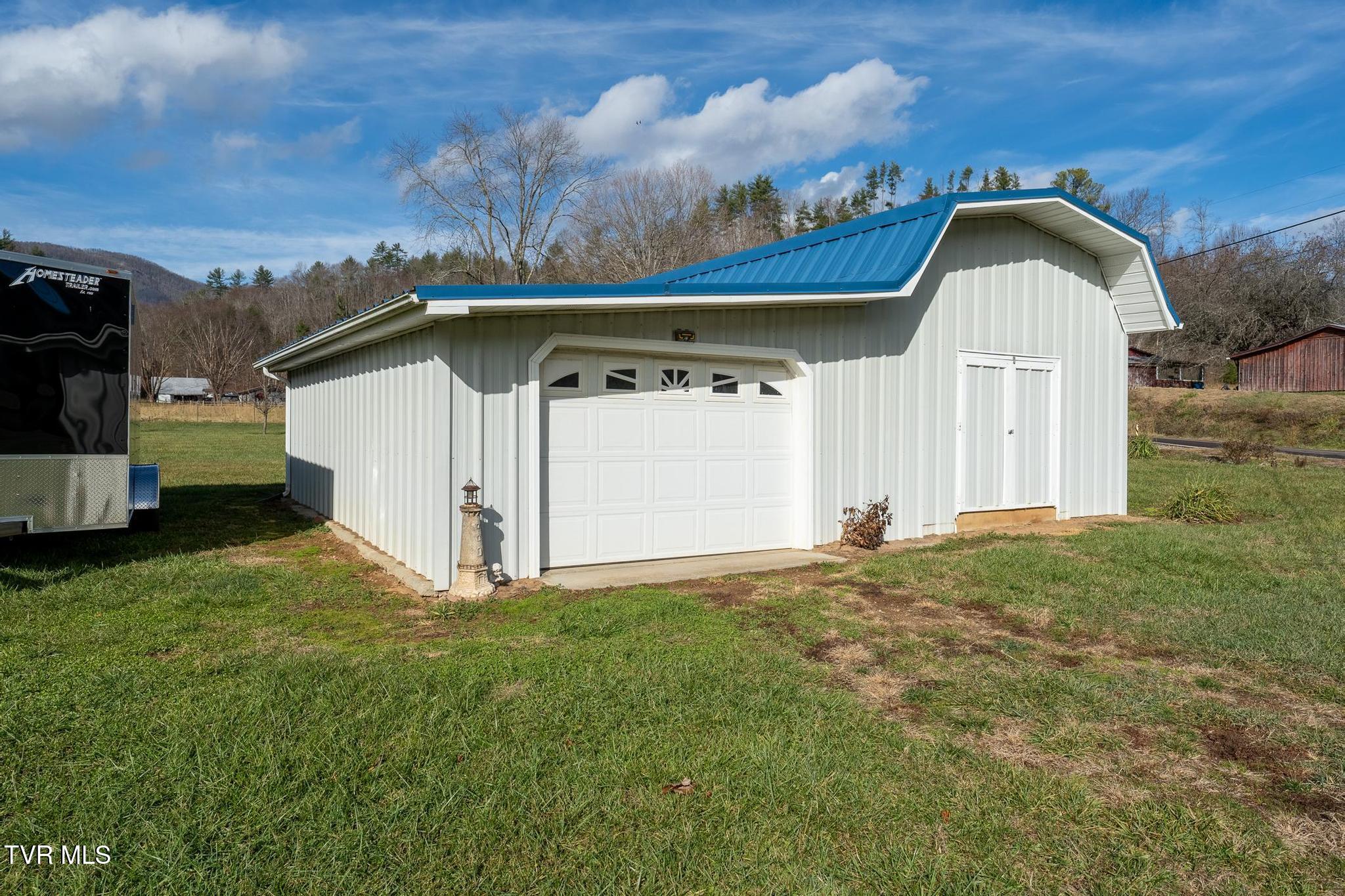 990 Old Highway 67 Butler, TN 37640 - Photo 42 of 70 990 Old Highway 67 (44 of 83)