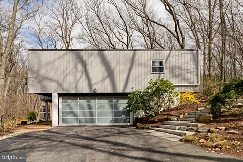 $849,900 | 727 North Valley Forge Road, Devon, PA 19333