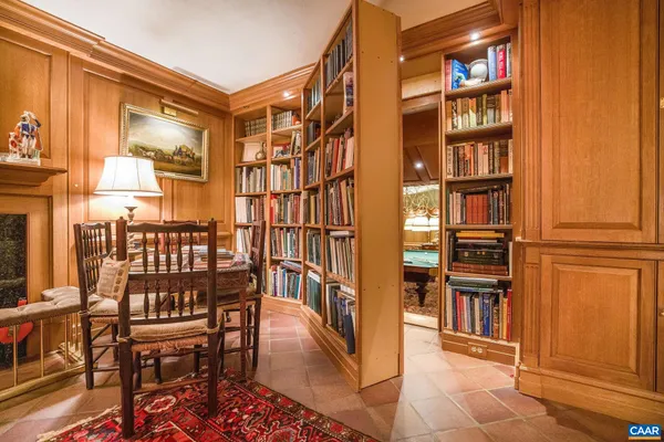 a view of a pathway both side of yard