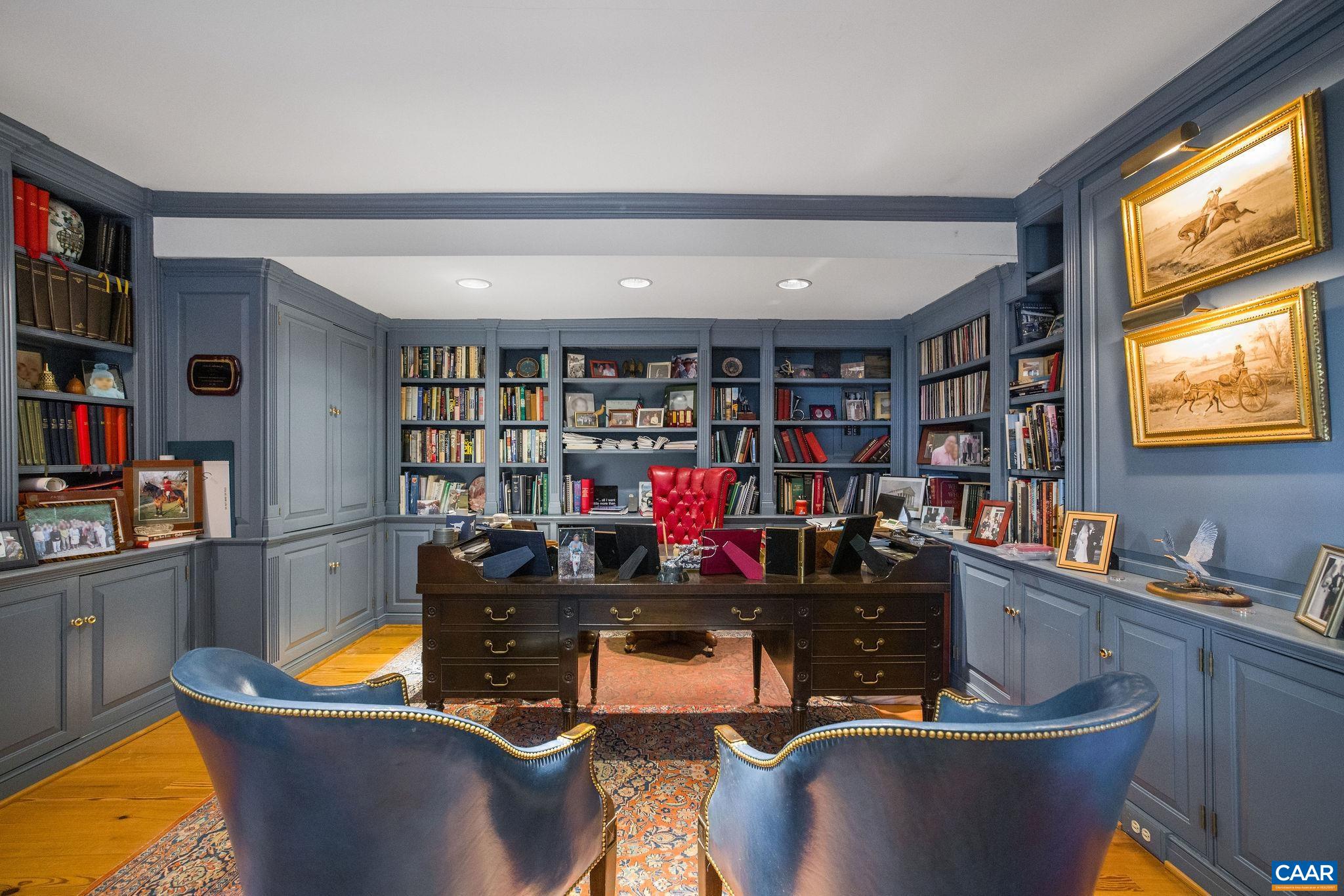 19184 Mt Sharon Road Rapidan, VA 22733 - Photo 46 of 74 a room with furniture and a book shelf