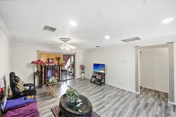 $195,000 | 6531 Southeast Federal Highway, Unit Q108, Stuart, FL 34997