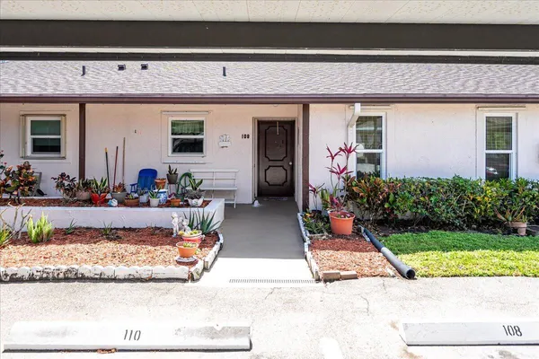 $189,000 | 6531 Southeast Federal Highway, Unit Q108, Stuart, FL 34997