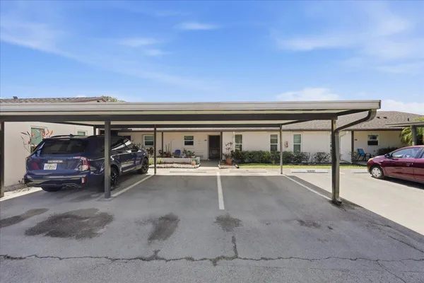 $189,000 | 6531 Southeast Federal Highway, Unit Q108, Stuart, FL 34997