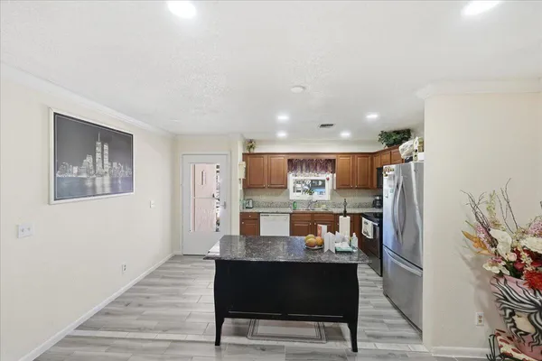 $195,000 | 6531 Southeast Federal Highway, Unit Q108, Stuart, FL 34997