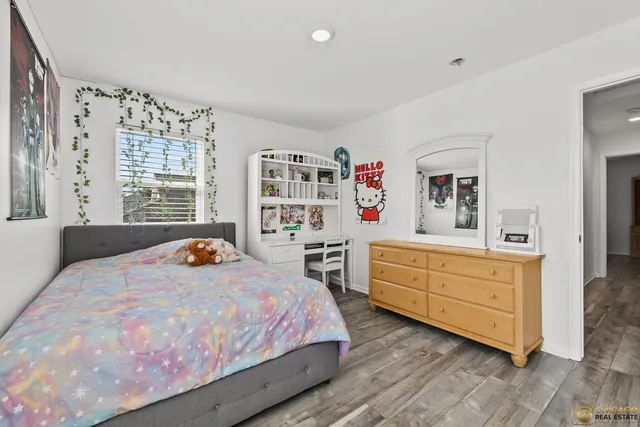 $495,000 | 6 Lake Vista Court, Lake Villa, IL 60046